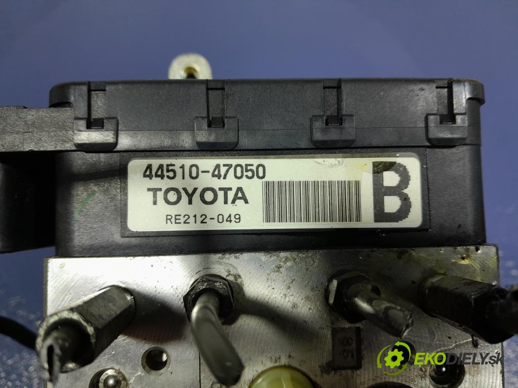 Toyota Prius 2008 čerpadlo ABS x 44510-47050