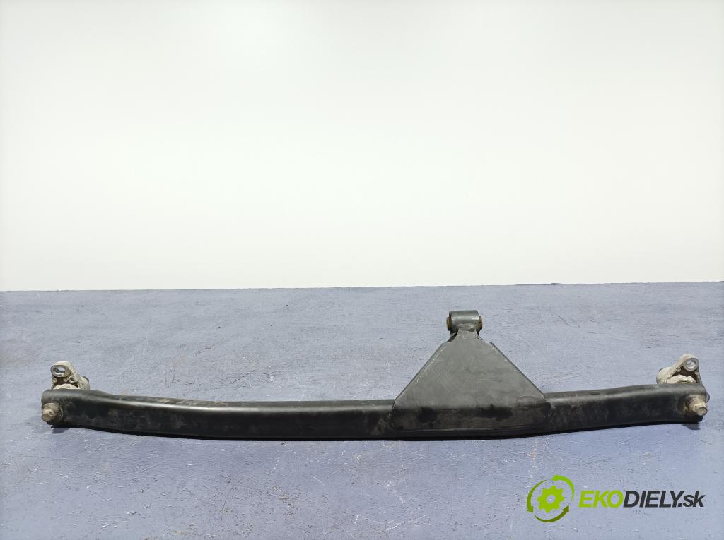 Volvo Xc90 2012 výztuha narazník před 30671353
