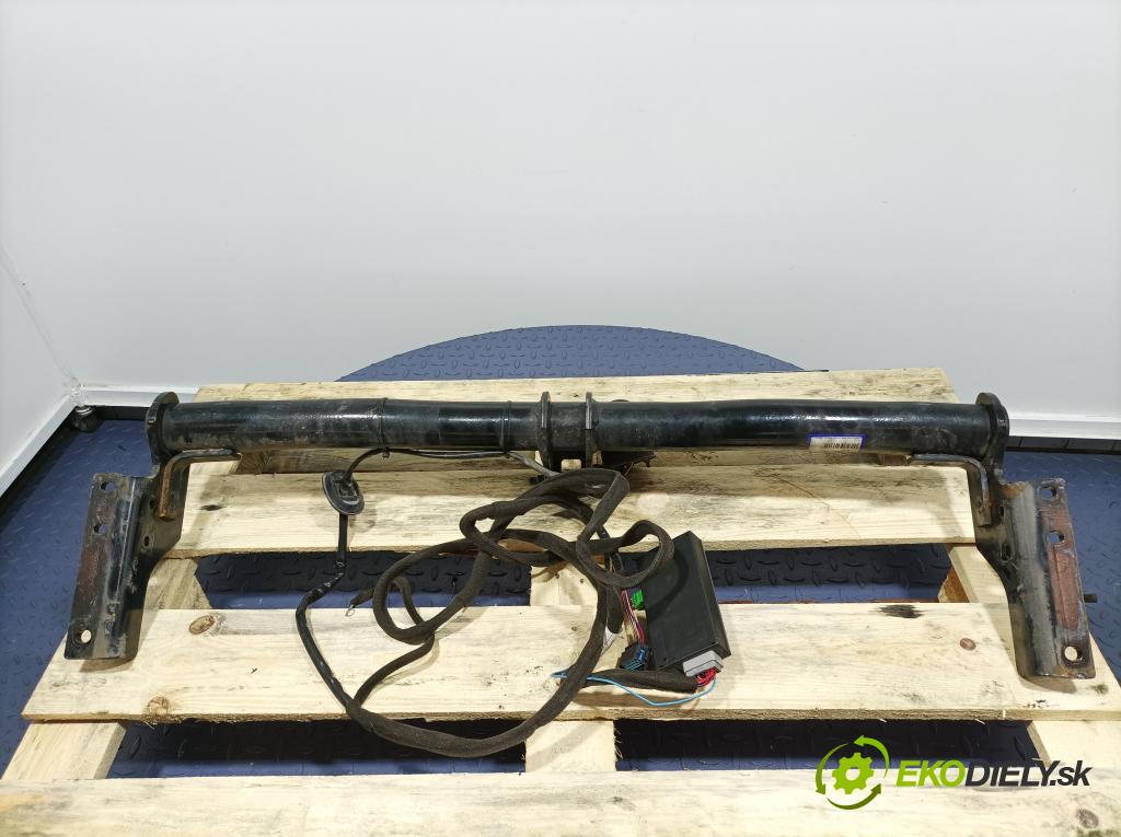 Volvo Xc90 2012 oko Do Přívěsy 31269530