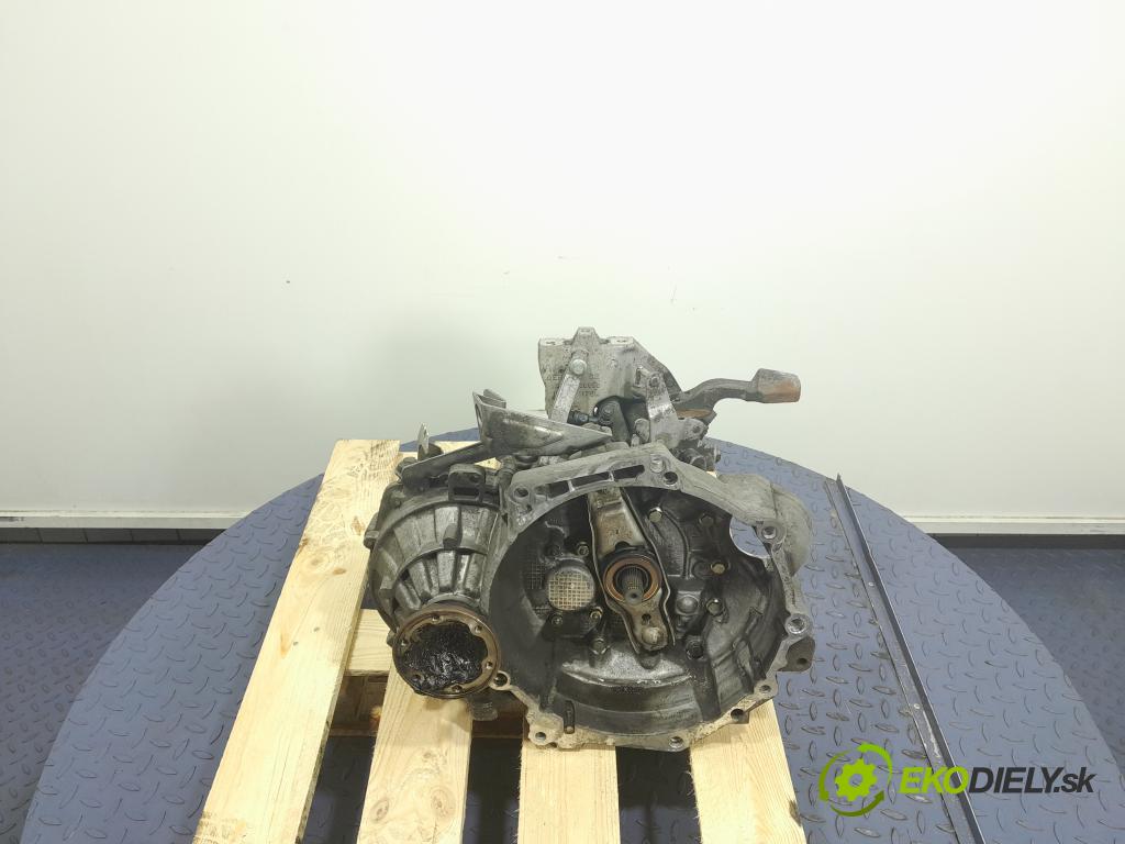 Vw Golf 2006 prevodovka Manualna HNV
