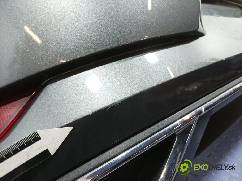 Vw Golf 2017 nárazník Zad: 01