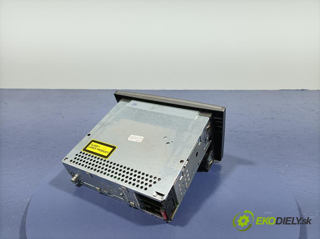 Suzuki Ignis 2005 Radio I Navigácia: 39101-86G10