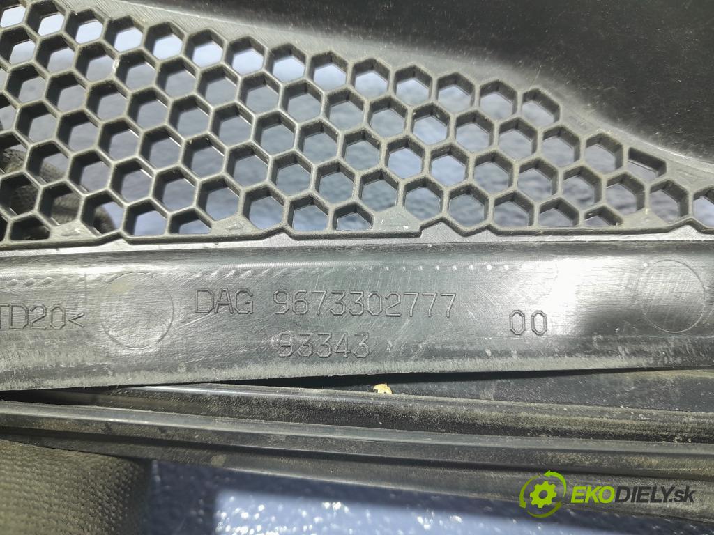Peugeot 208 2018 torpédo 9673302477