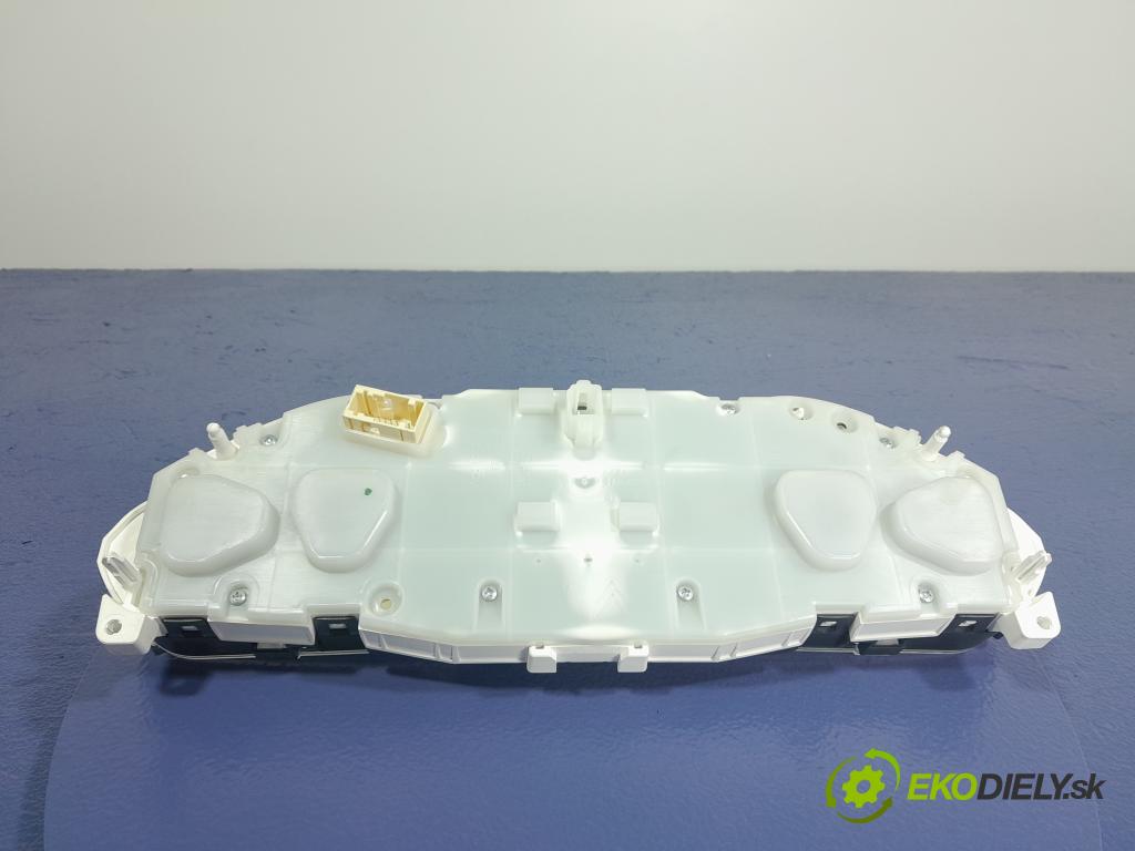 Peugeot 208 2018 prístrojovka/ budíky 9825986180