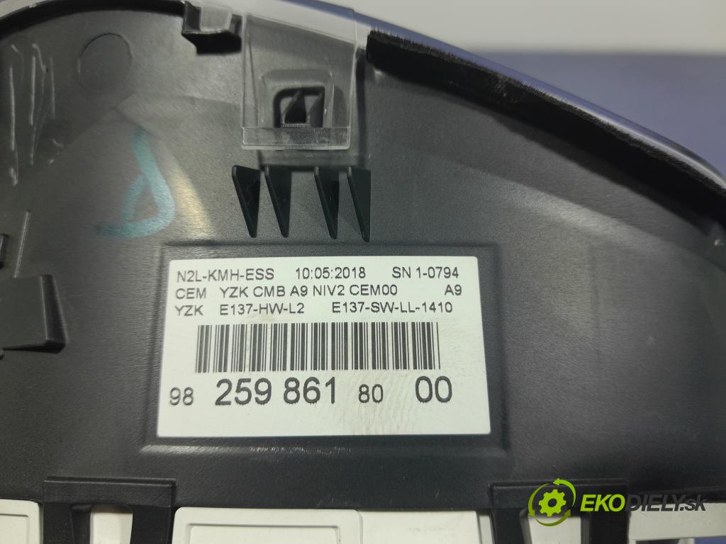 Peugeot 208 2018 prístrojovka/ budíky 9825986180