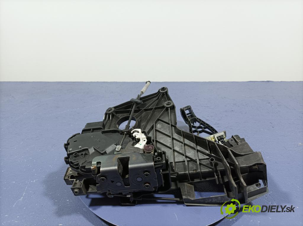 Volvo S80 II zámek dveře před v pravo 30661073 10 pin