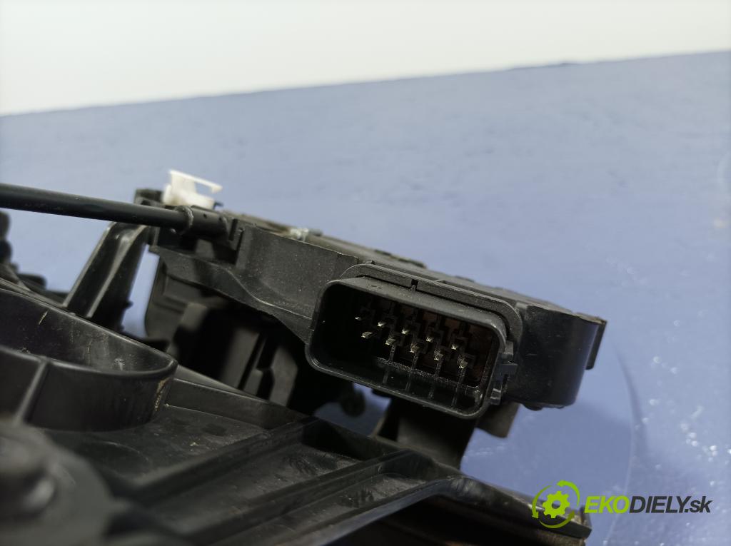 Volvo S80 II zámek dveře před v pravo 30661073 10 pin