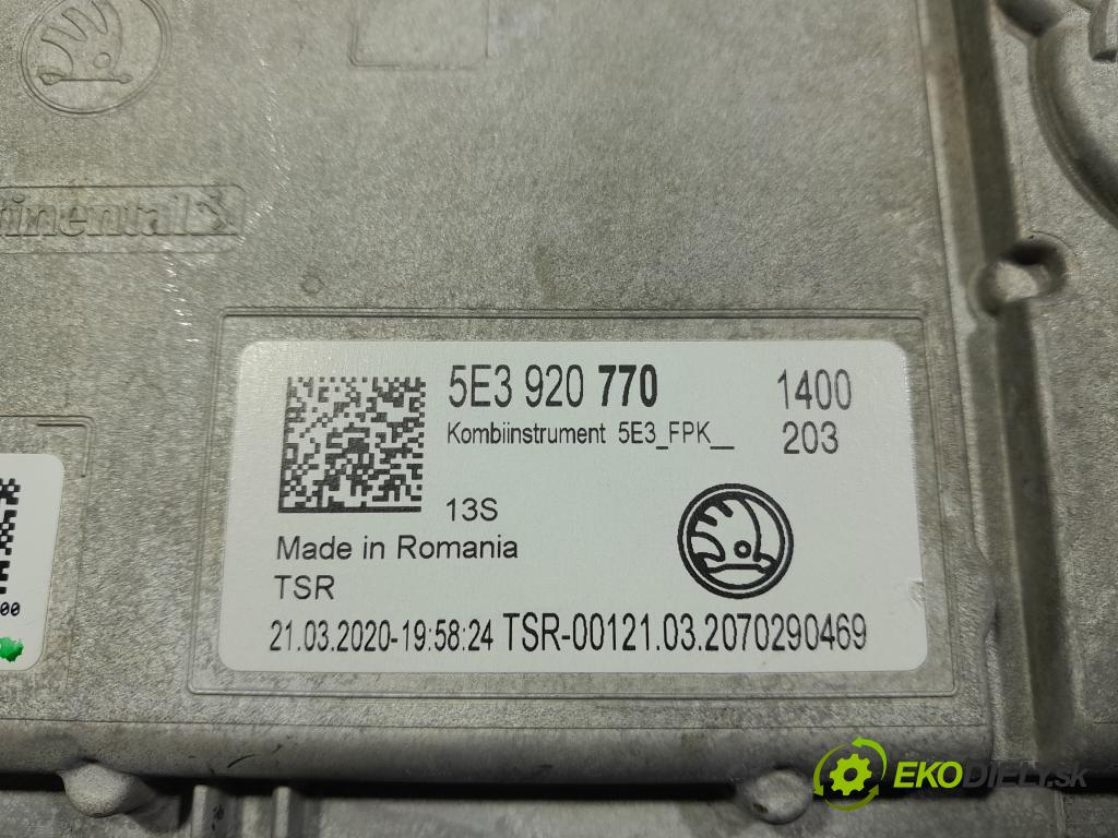 Skoda Octavia 2020 prístrojovka/ budíky 5E3920770