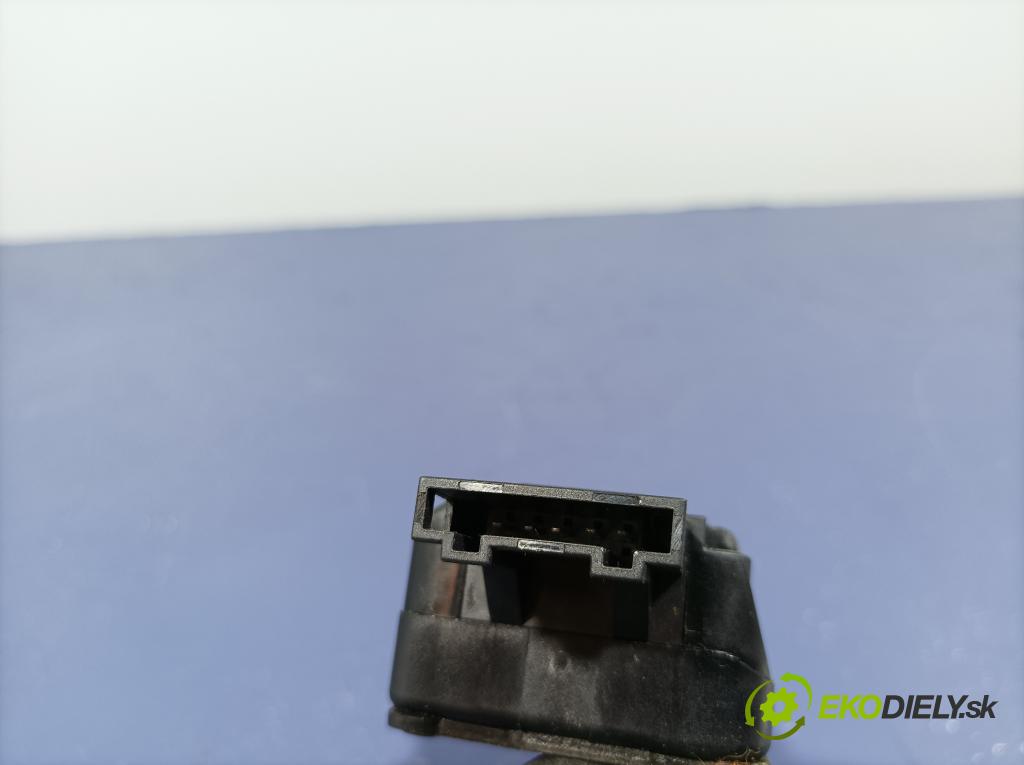 Audi A6 2007 zámek Klapky: kufr 4F9827383B