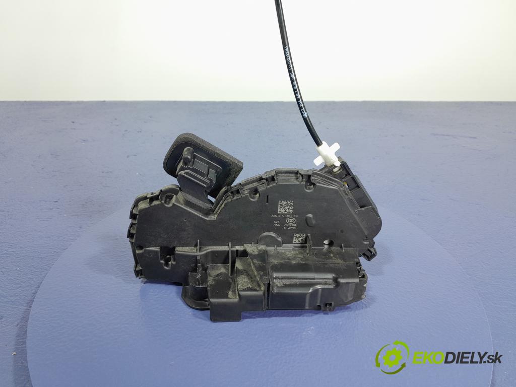 Skoda Octavia 2020 zámek dveře Zad: v pravo: 5TA839016N