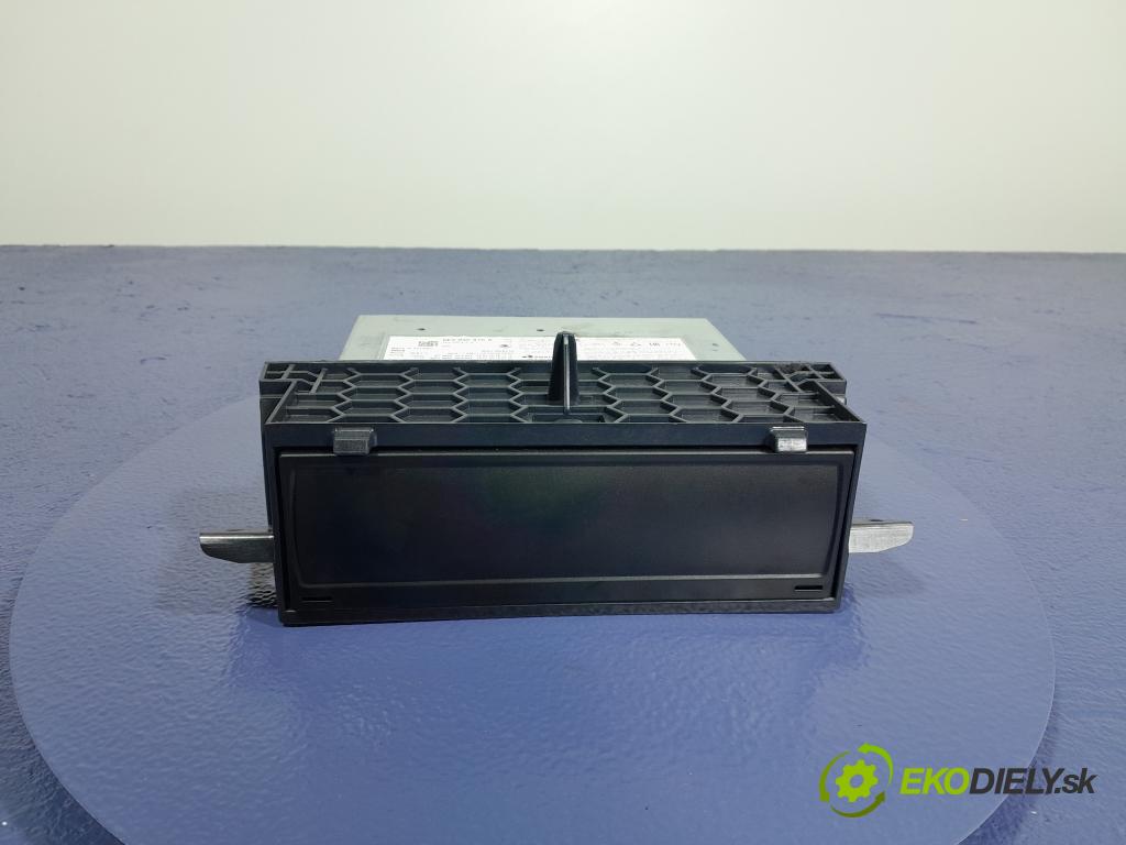 Skoda Octavia 2020 Radio I Navigácia: 5E3035816A