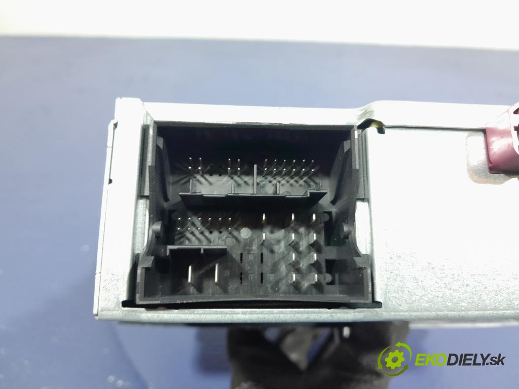 Skoda Octavia 2020 Radio I Navigácia: 5E3035816A