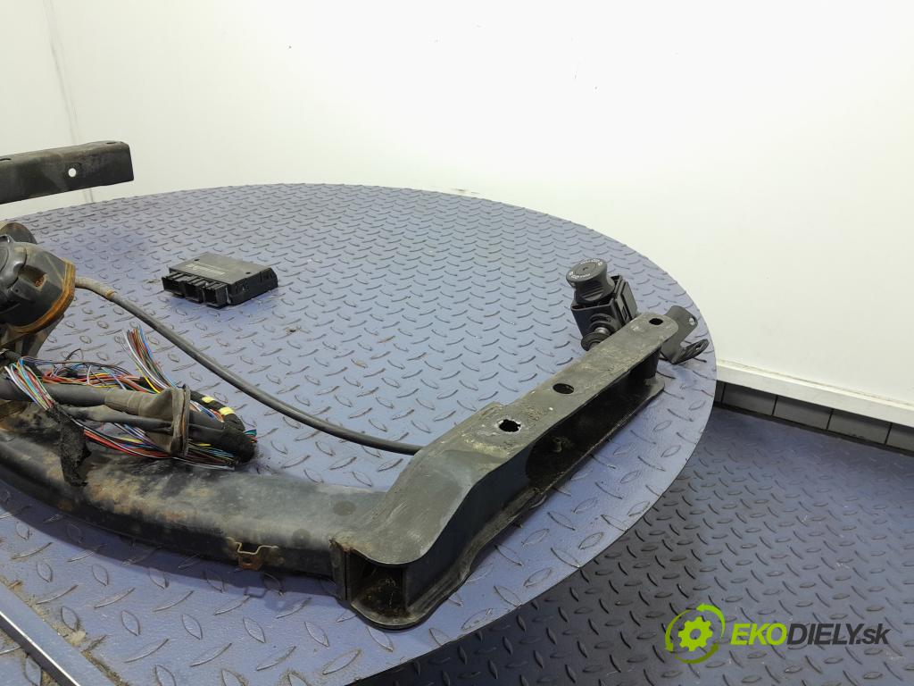 Audi A6 2007 oko Do Přívěsy 4F9813685A