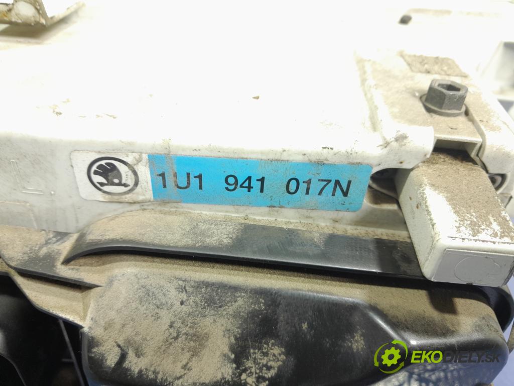 Skoda Octavia 2005 světlo Levý: 1U1941017N