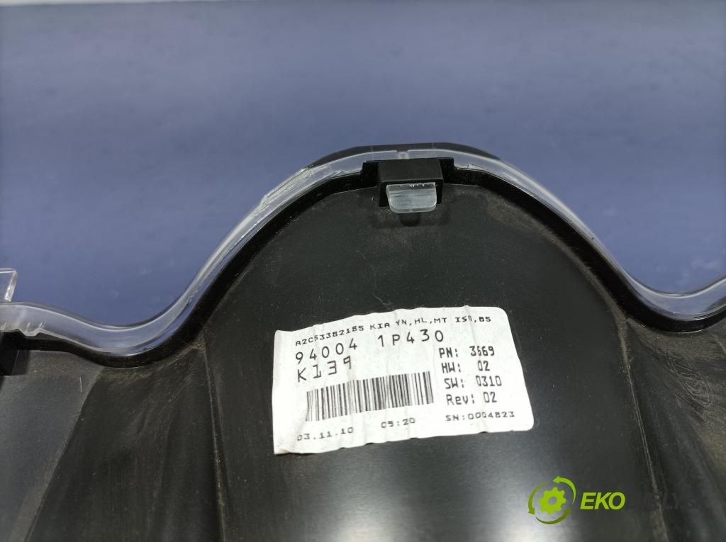 Kia Venga 2010 Přístrojová deska 94004-1P430