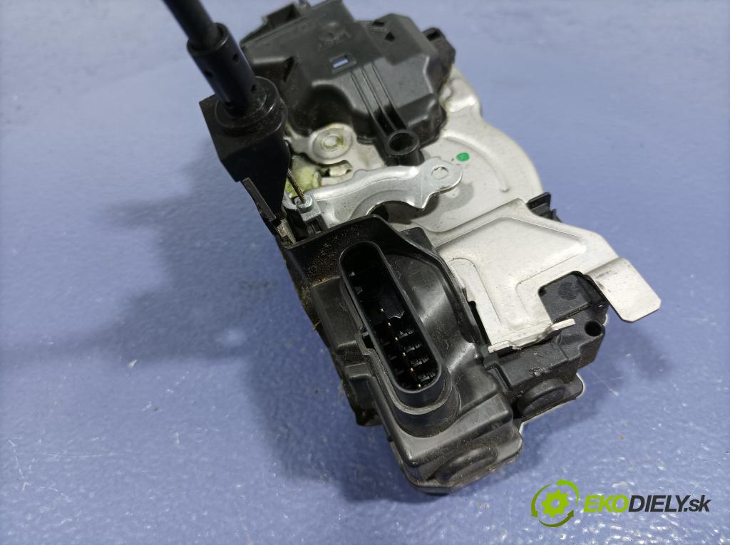 Volvo V90 2017 zámek dveře před v pravo: 31462456
