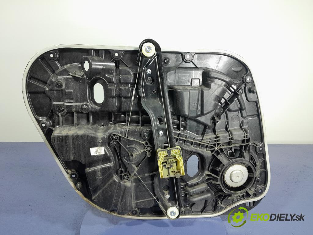 Volvo V90 2017 mechanismus stahování Sklenka: Zad: v pravo: 31378602
