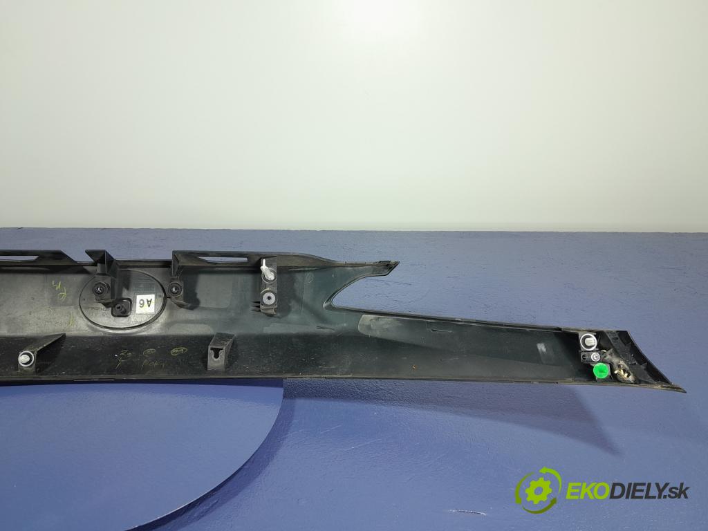 Lexus NX 2019 zaslepka: Zad: 76801-78090