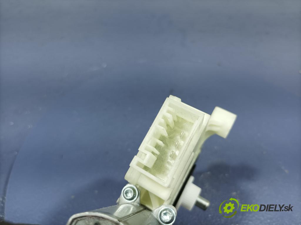 Bmw Seria 7 2022 mechanismus stahování Sklenka: před v pravo: 9463856