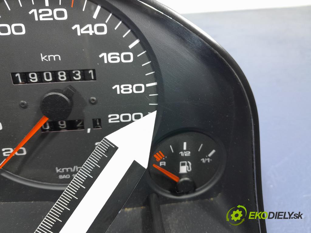 Audi 80 1994 prístrojovka/ budíky 8A0919033AS