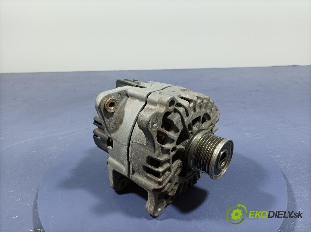 Audi Q5 2015 Alternator 04L903017A