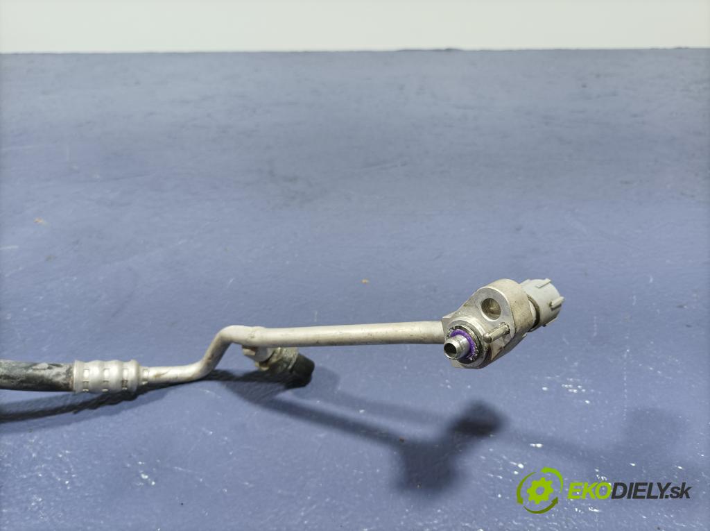 Bmw Seria 7 2022 trubka Klimatizace: 9893010