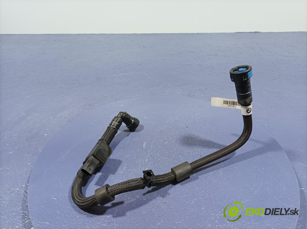 Bmw Seria 7 2022 rúrka paliva 8598158