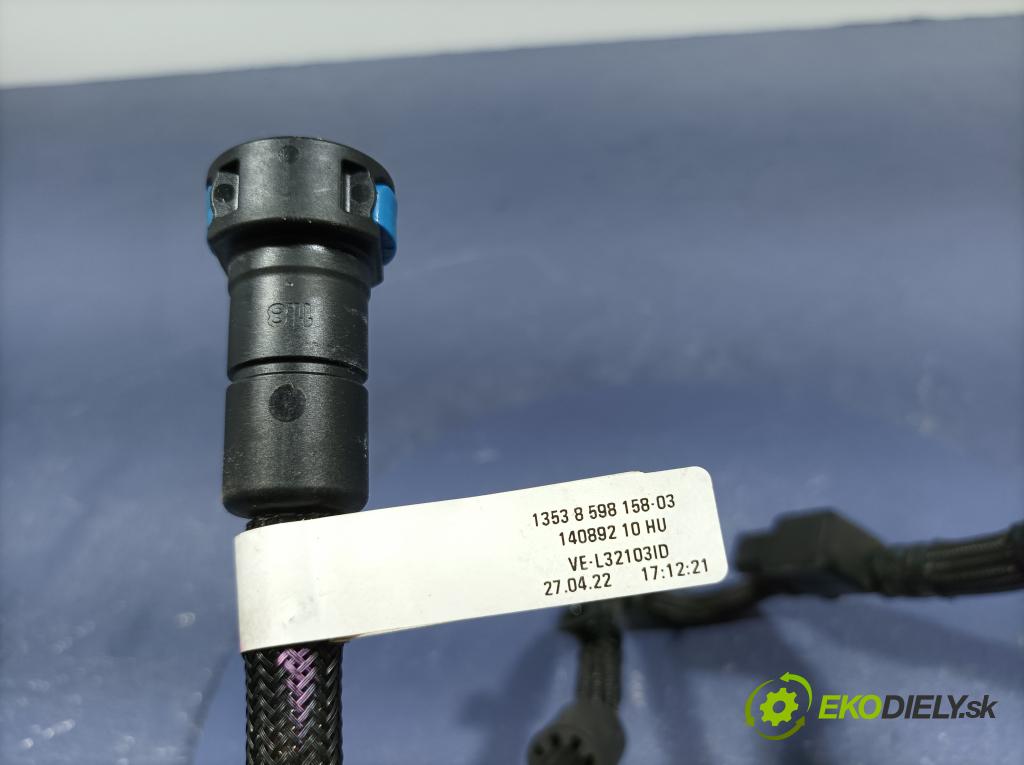 Bmw Seria 7 2022 rúrka paliva 8598158