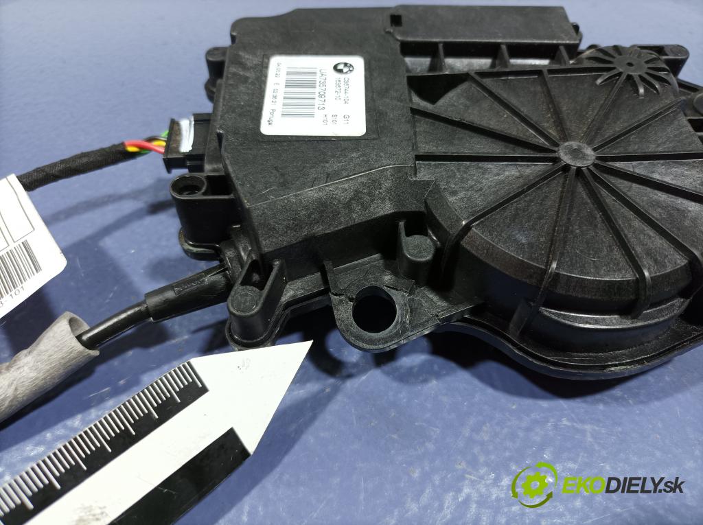 Bmw Seria 7 2022 zámek Klapky: kufr 7441014