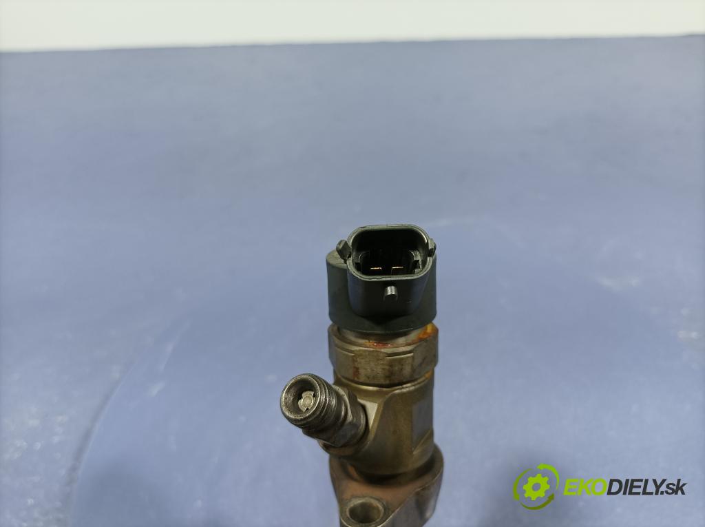 Ford Focus 0 vstrek 0445110239