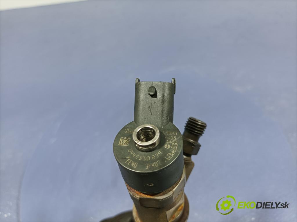 Ford Focus 0 vstrek 0445110239