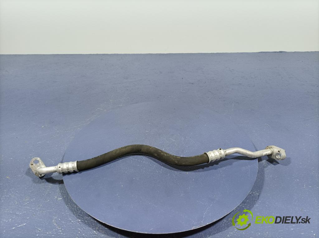 Bmw Seria 7 2022 trubka Klimatizace: 9860605