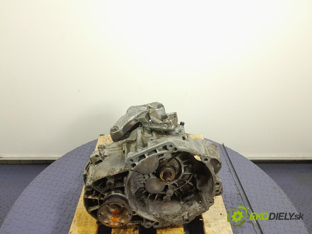 Seat Leon 2006 prevodovka Manualna JLT