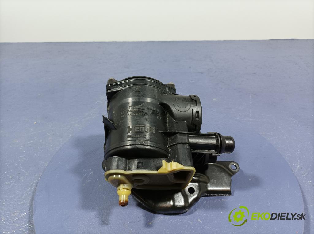 Bmw Seria 7 2022 / Separátor: 7925785