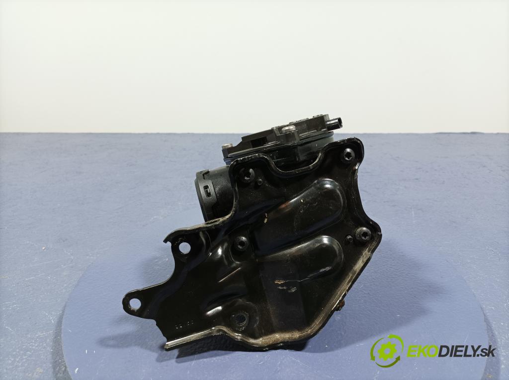 Bmw Seria 7 2022 / Separátor: 7925785