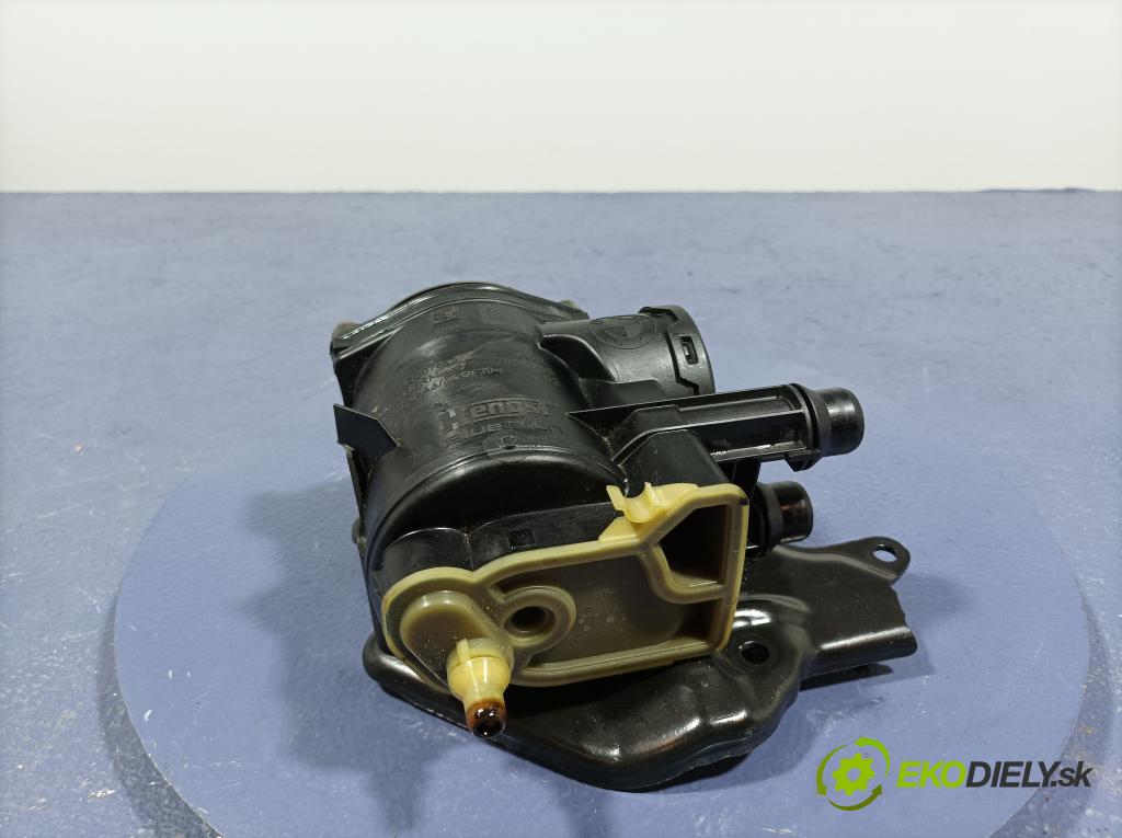 Bmw Seria 7 2022 / Separátor: 7925785