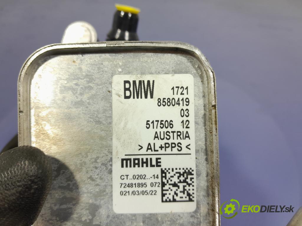 Bmw Seria 7 2022 chladič oleja 8580419