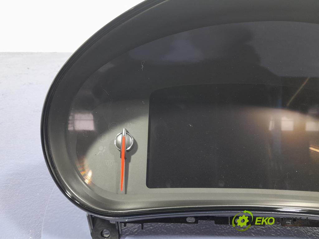 Opel Insignia 2015 prístrojovka/ budíky 23298098