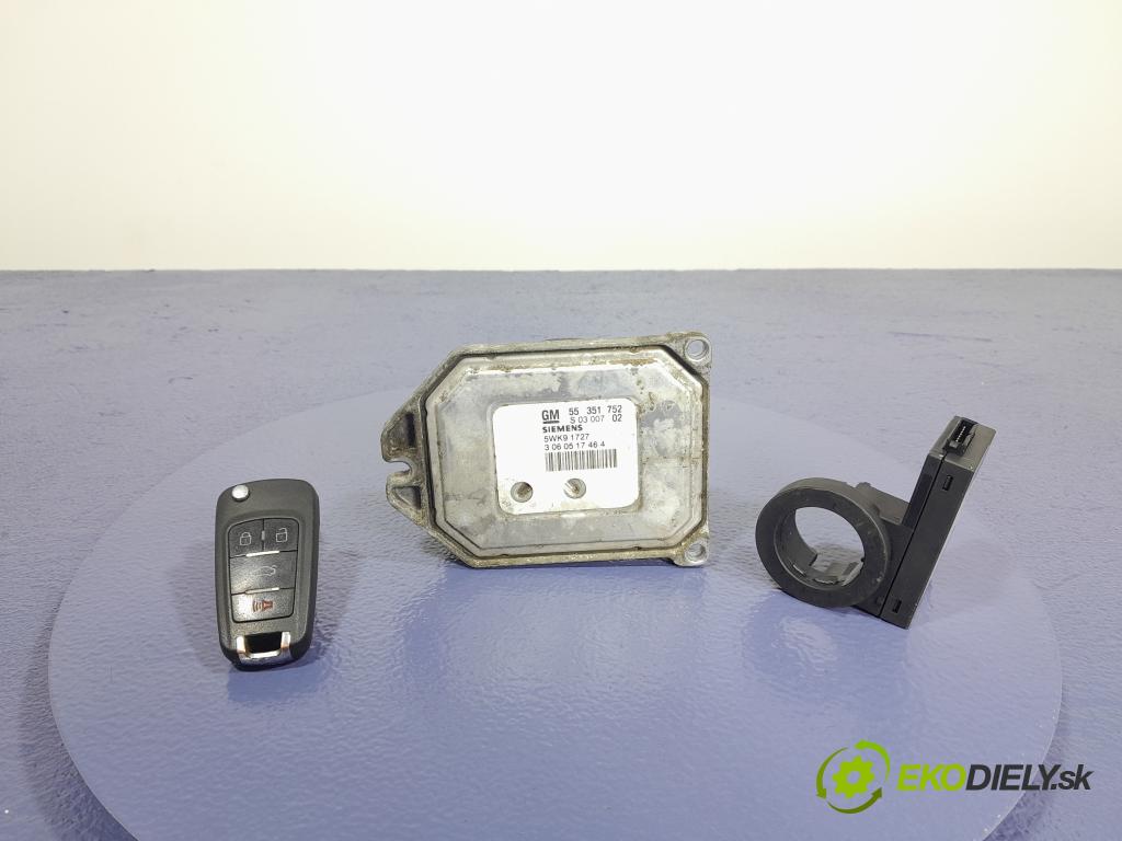 Opel Zafira 2003 riadiaca jednotka Motor: 55351752