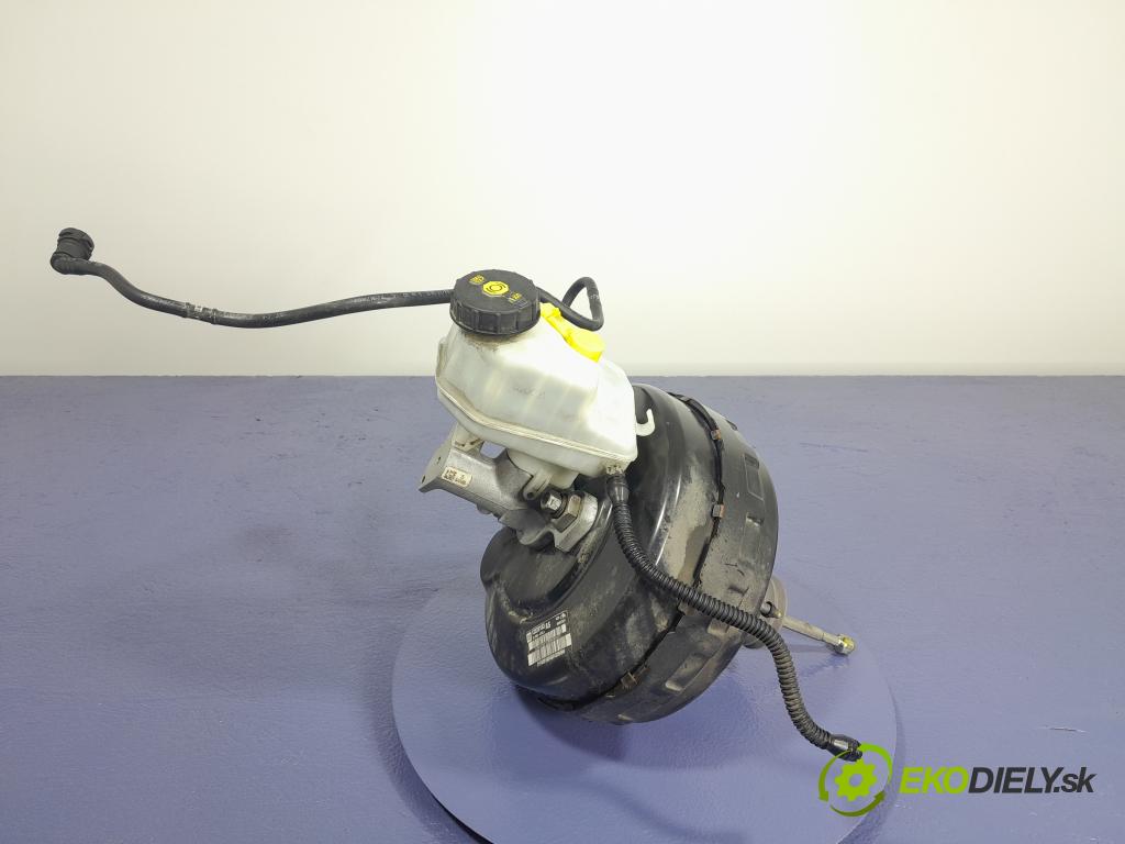 Opel Insignia 2015 servo Brzdní: 13228183AS