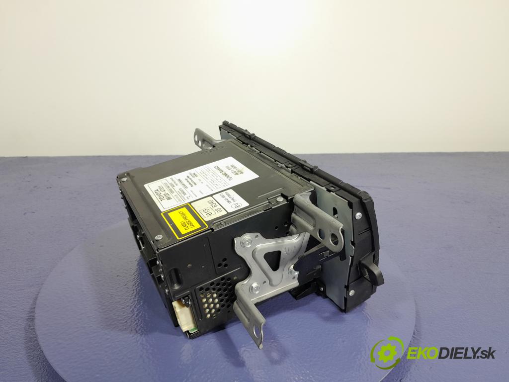 Toyota Prius 2010 Radio I Navigácia: 86120-47331