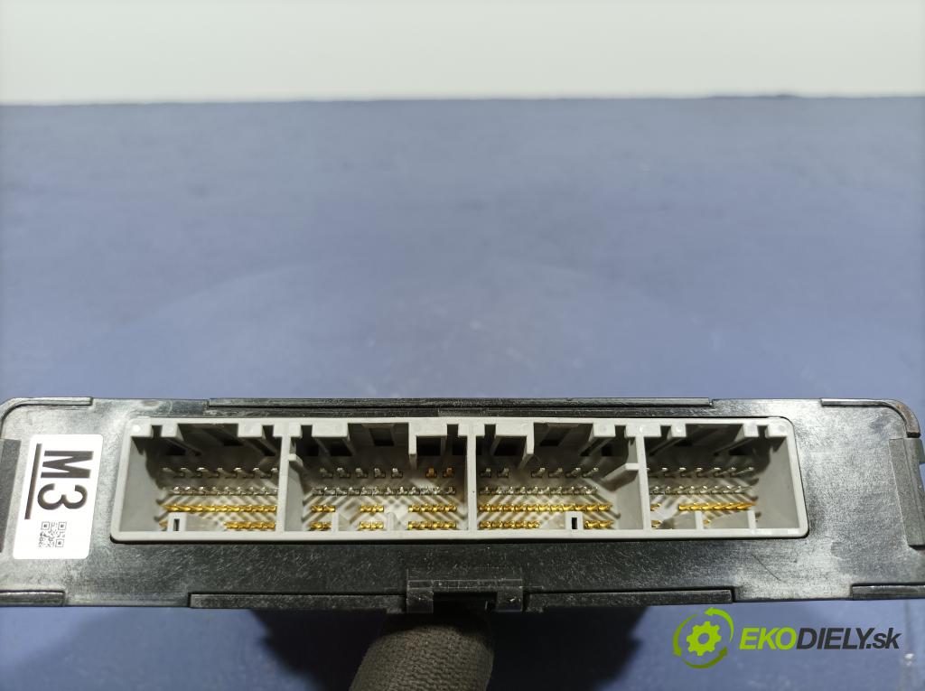 Toyota Prius 2010 riadiaca jednotka Motor: 89681-47100