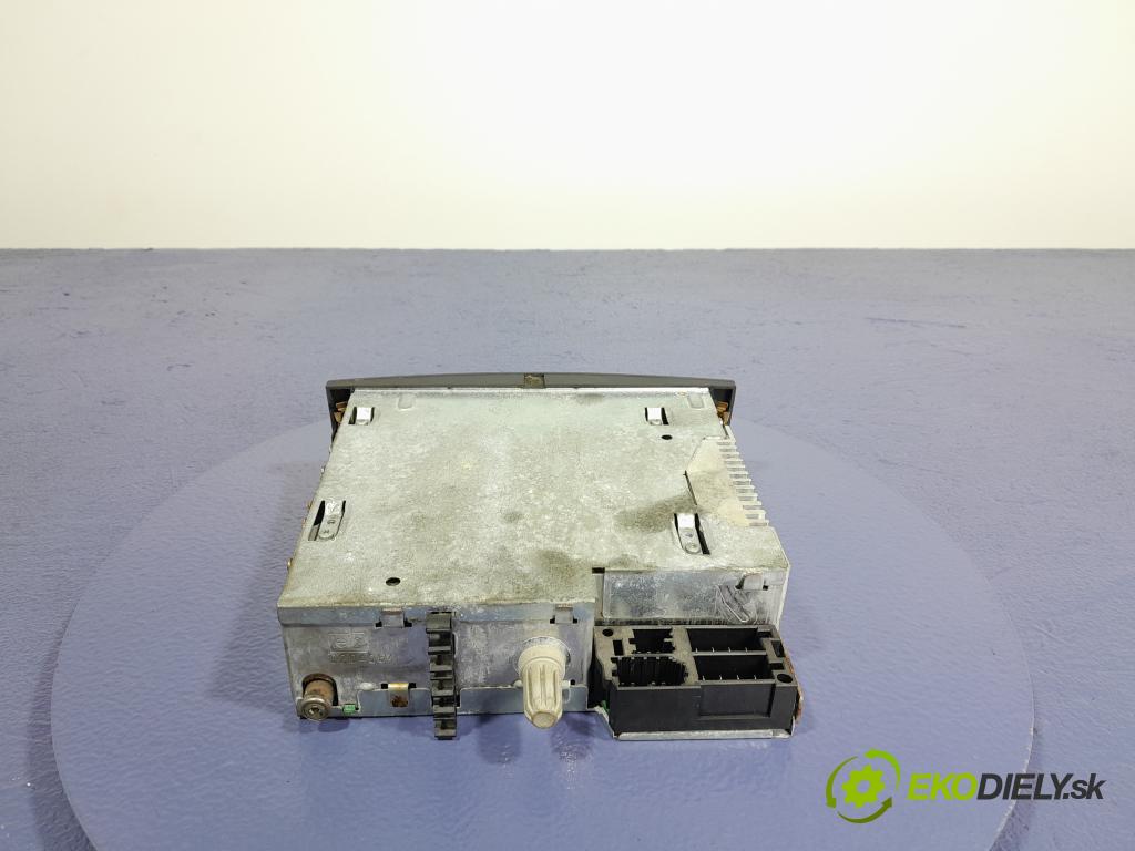 Renault Modus 2006 Radio I Navigácia: 8200483757T