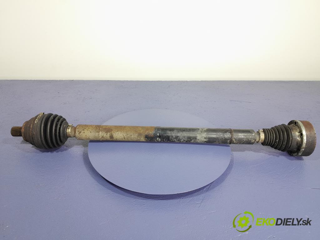 Vw Passat 2007 poloos Prava: Predné 01