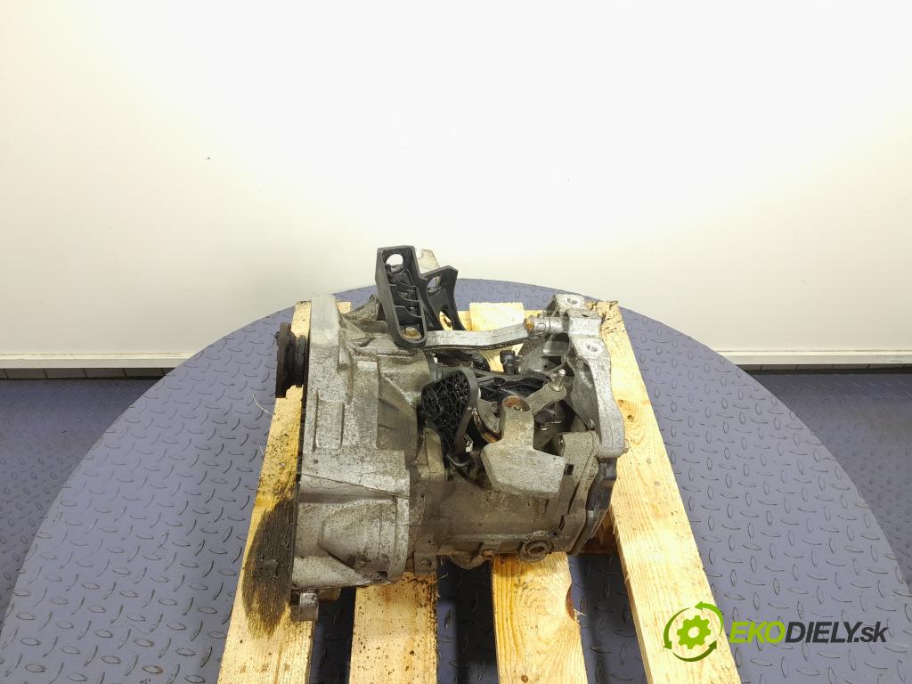 Vw Passat 2007 prevodovka Manualna JCX
