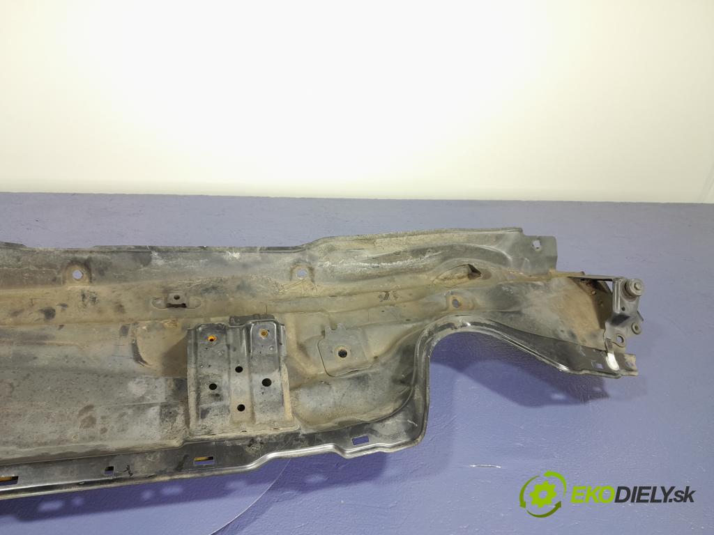 Toyota Prius 2010 torpédo 01