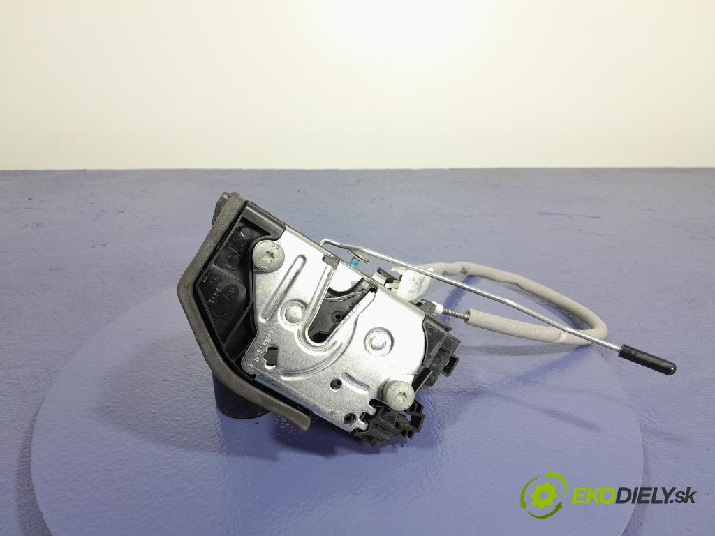 Bmw Seria 5 2012 zámek dveře před Levý: 7202143