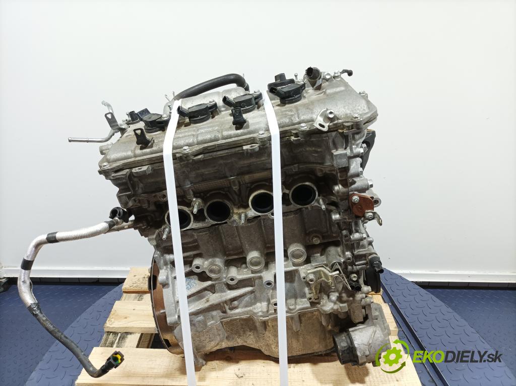 Toyota Prius 2010 motor Benzín: X2ZR-W22U