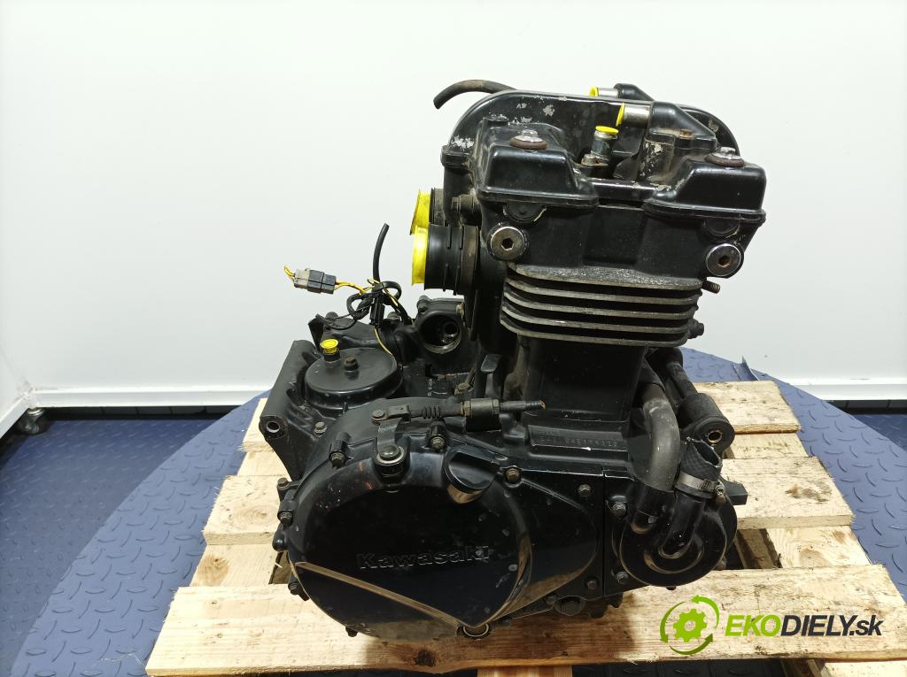 Kawasaki Ex500 d 1997 motor Benzín: 01