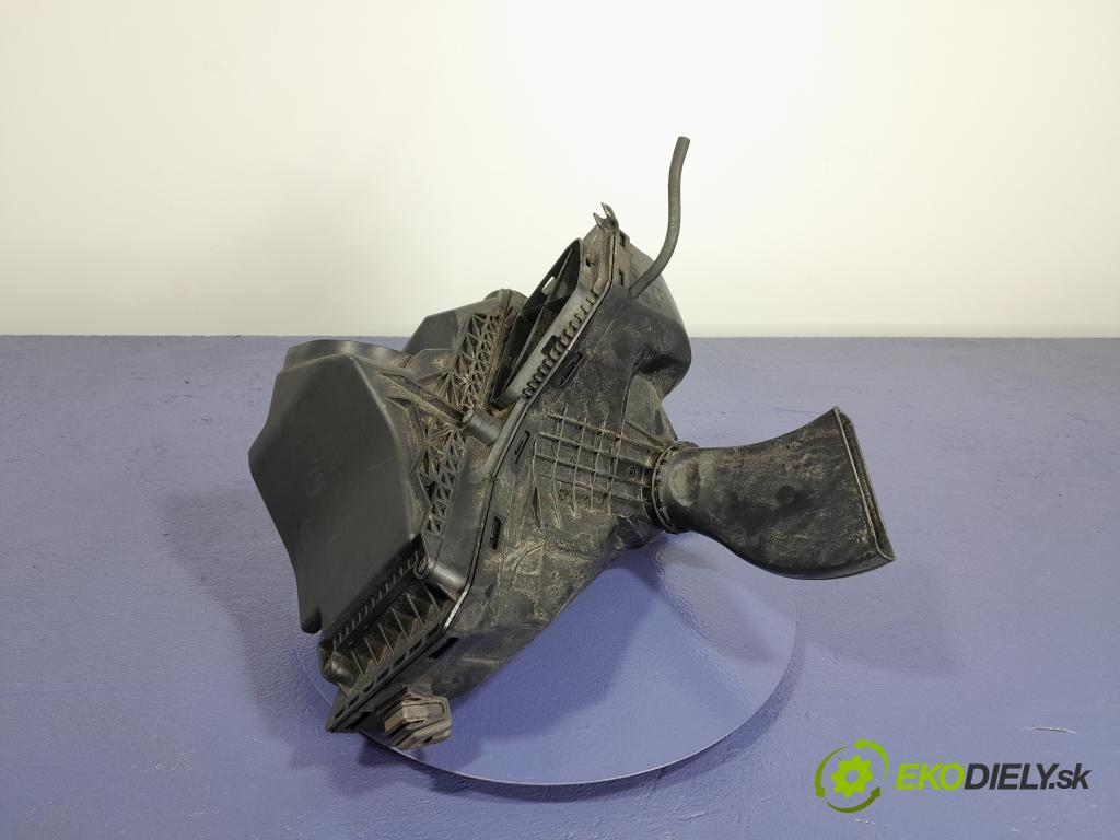 Audi A4 2010 obal Filtre: Vzduch: 8K0133835AD